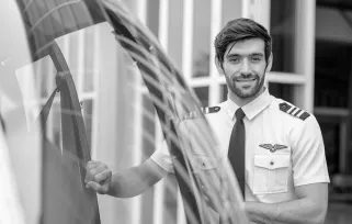 How to Become an Airline Pilot