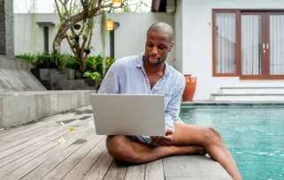 Quiet Vacationing: Key Stats on the Hidden Workplace Trend